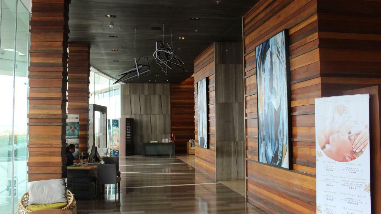 Arterra Hotel And Resort Lapu-Lapu City Exterior photo