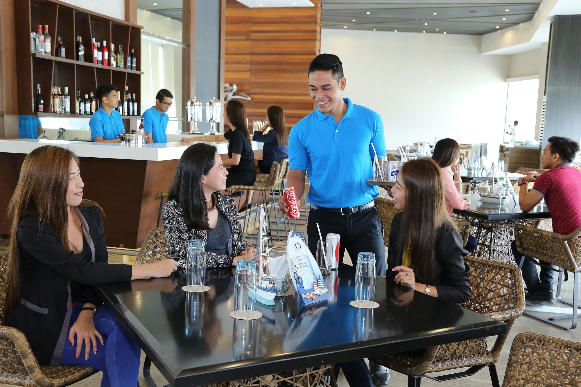 Arterra Hotel And Resort Lapu-Lapu City Exterior photo